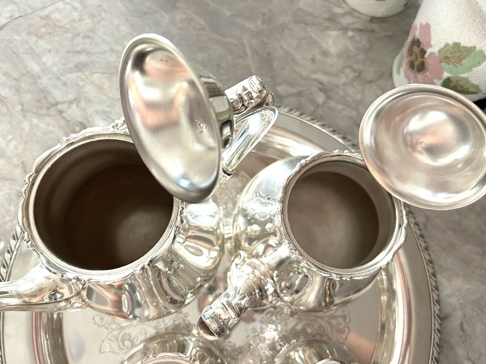Wilcox International Coffee Set