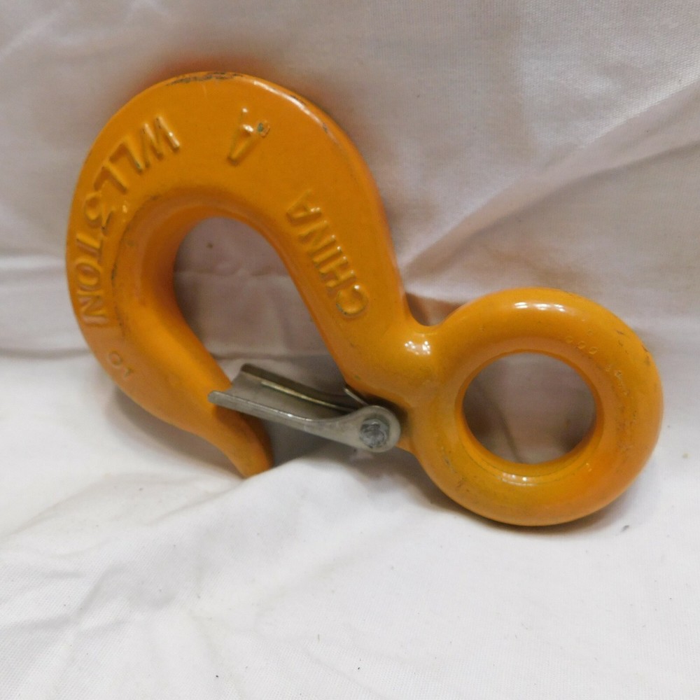 3 Ton Eye Hook with Safety Latch