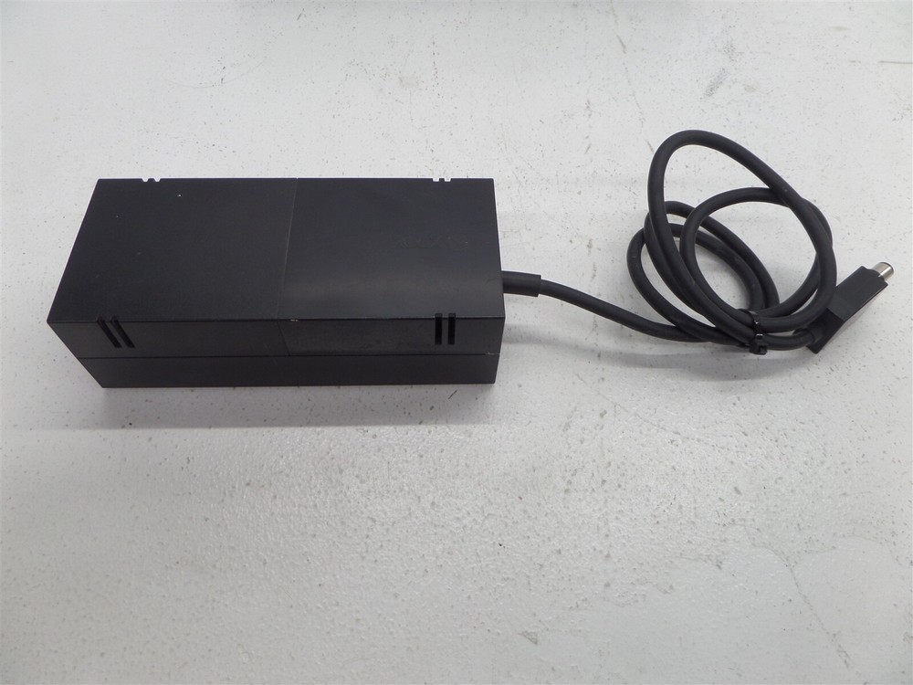 Microsoft Xbox One 500GB Black Game Console 1540