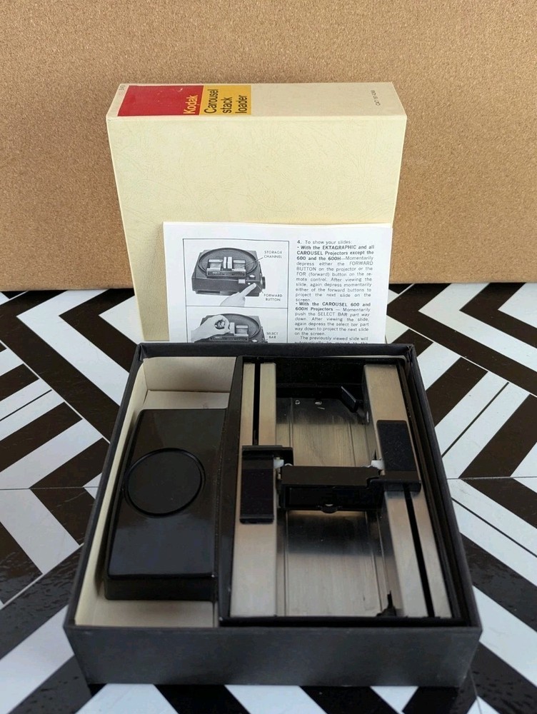 Kodak Carousel Stack Loader B40 with Box for Slide Projector Excellent