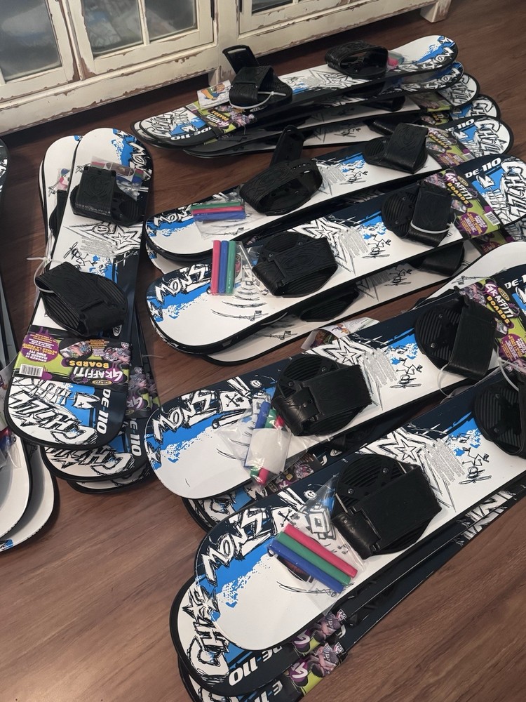 EMSCO Group – Graffiti Snowboard – Great for Beginners – 110cm, Customized