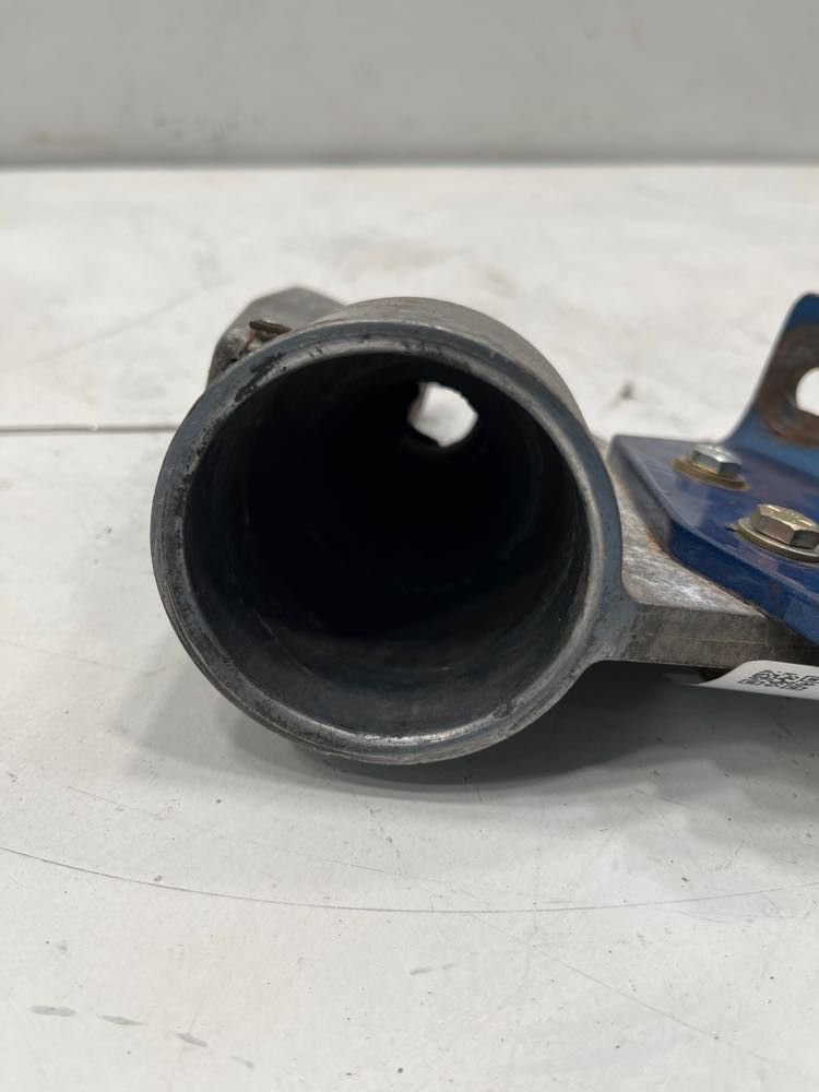 2004 Peterbilt 387 Hood Rest (638-10603)