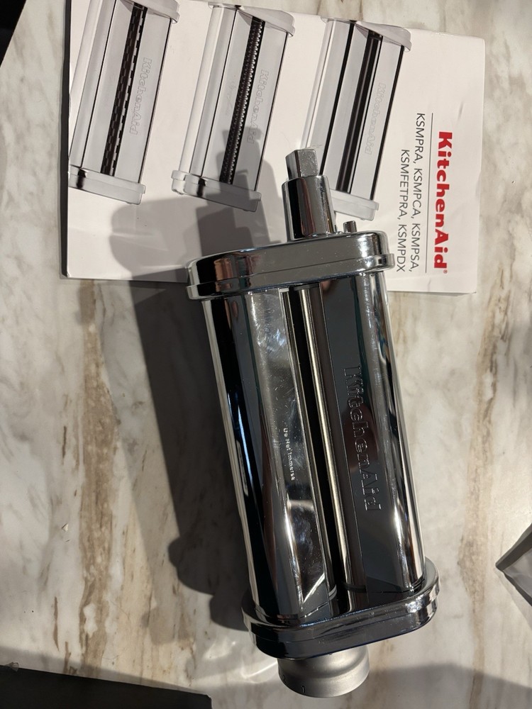 New KitchenAid Pasta Roller Attachment KSMPRA