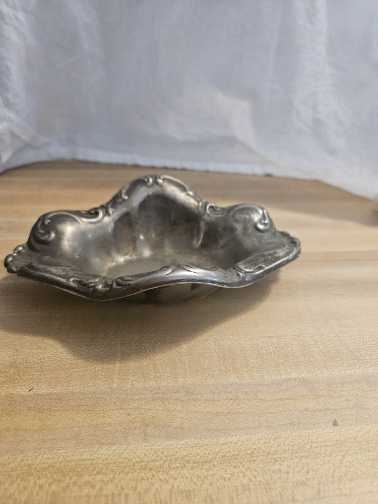 Vintage Sheridan Silver-Plate Candy Dish 7"
