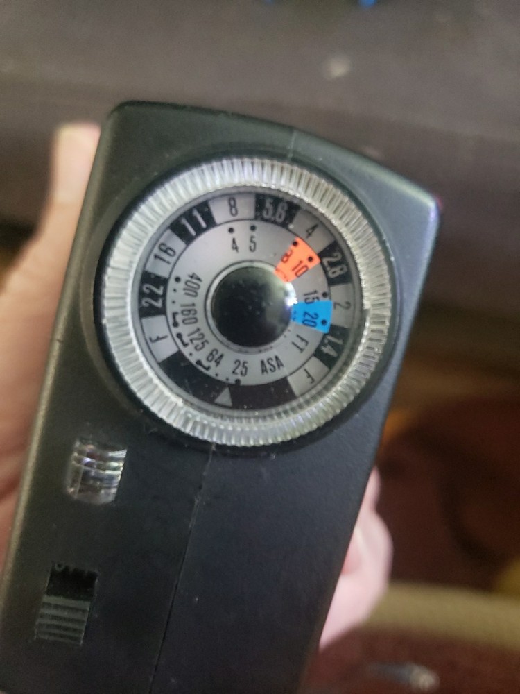 Vivitar Auto 252 vintage camera flash