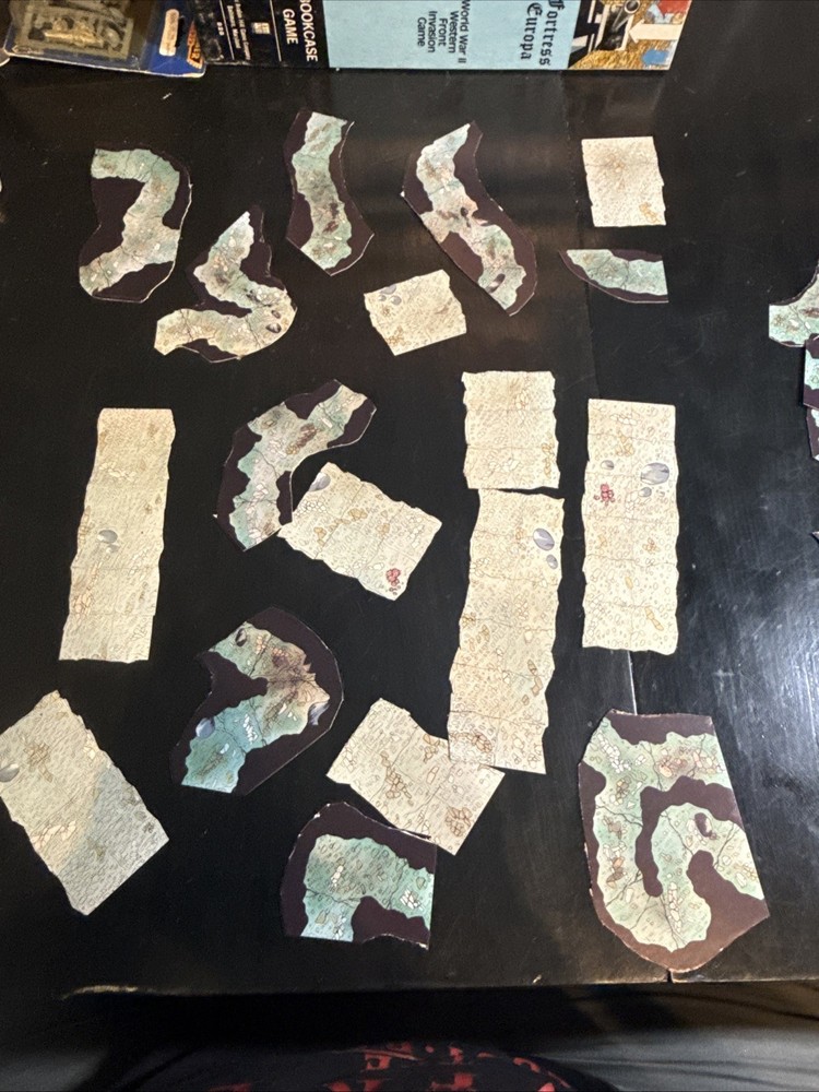 CAVERNS DUNGEON FLOOR PLANS GAMES WORKSHOP RARE