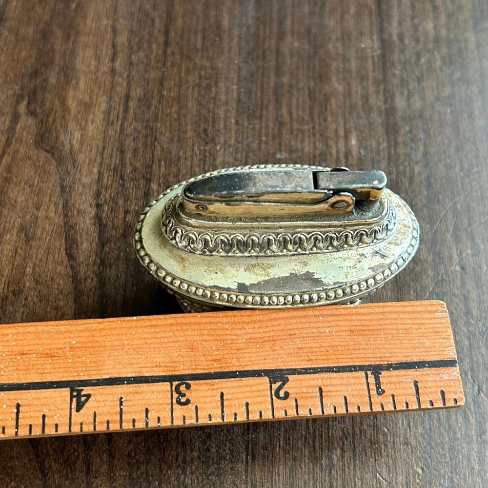 Vintage Ronson Queen Anne Table Lighter