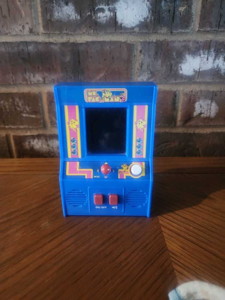 Ms. Pac-Man Retro Mini Arcade Game 6" Console Works!