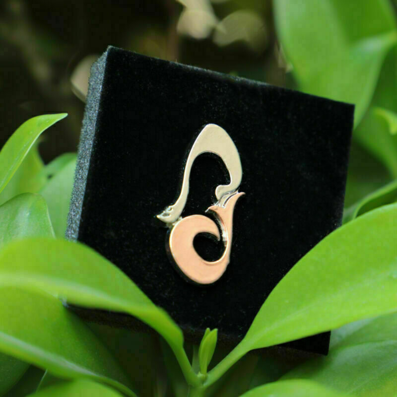 Picard Pin The Next Generation Command Engineering Science Brooches Collectibles
