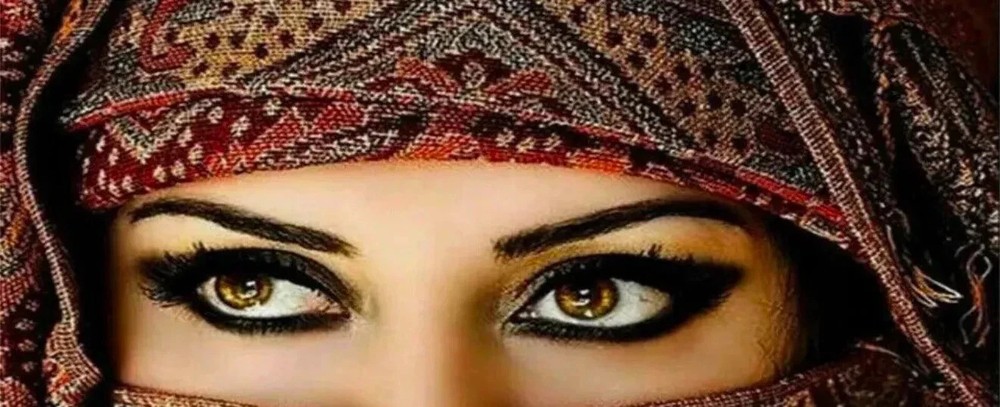 Top Original Ithmid Kohol - كحل الاثمد الاسود الاصلي + مكحلة عربية تقليدية