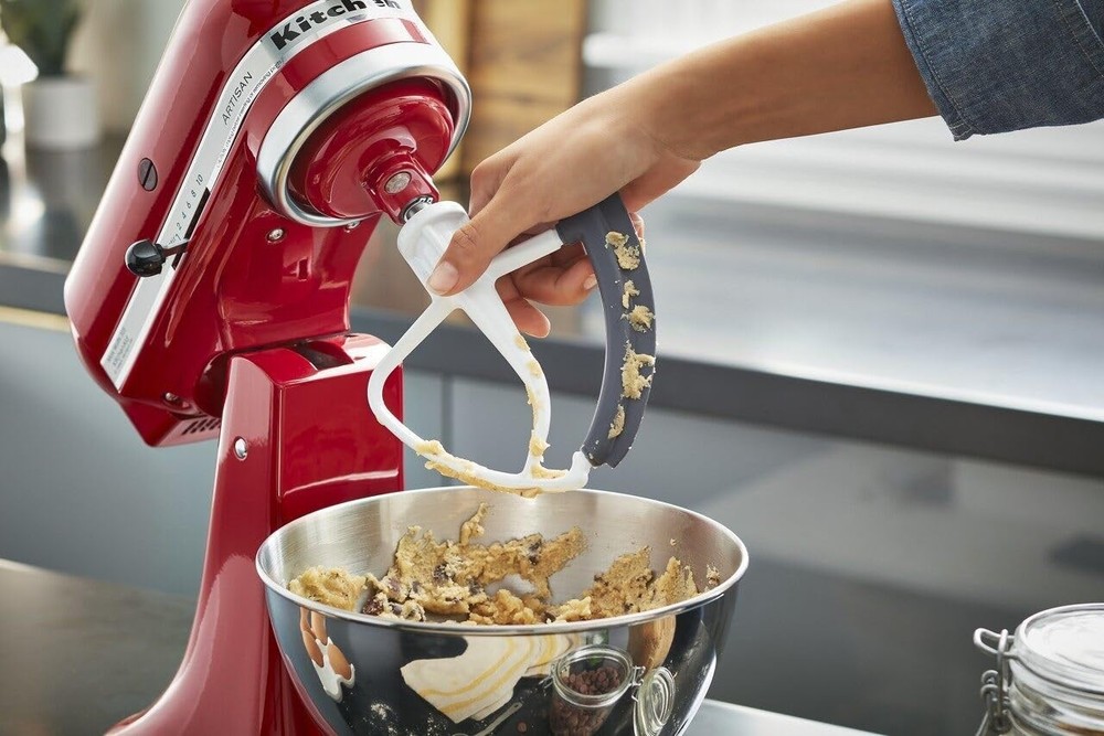 KitchenAid Tilt-Head Flex Edge Beater, White
