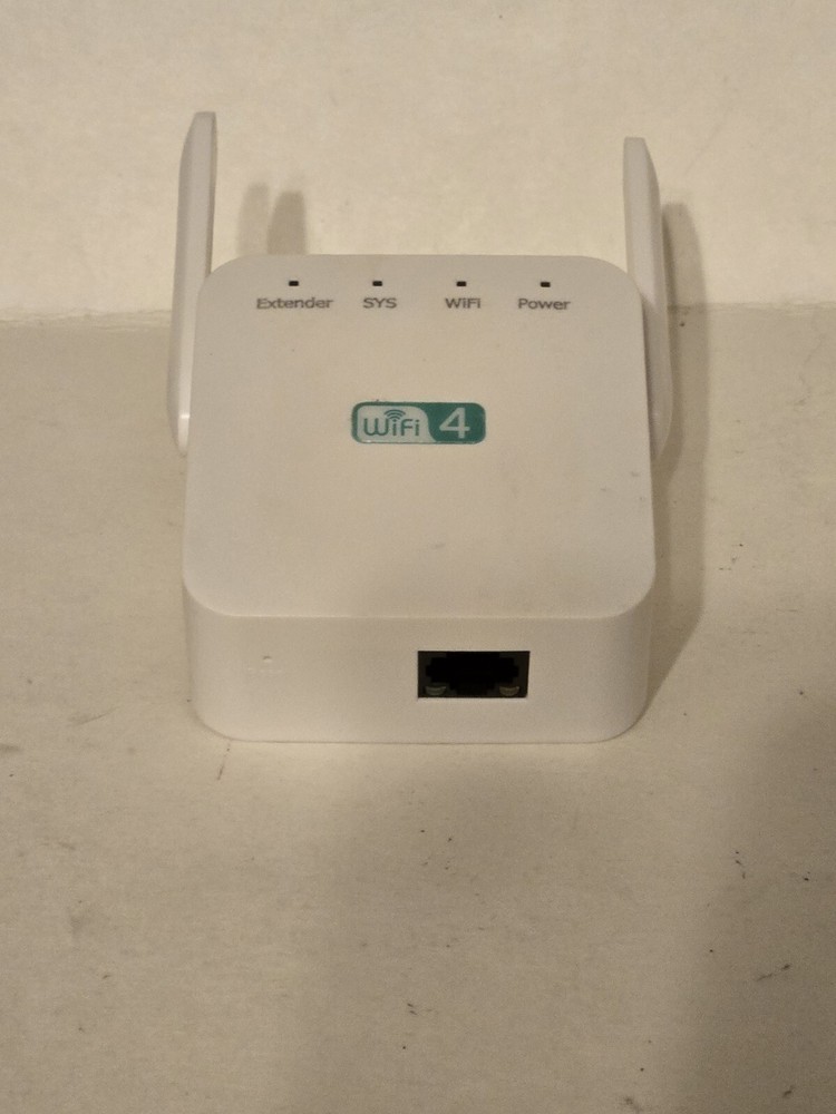 Wireless Range Extender Wifi Repeater 300 MBPS White Electronics Internet Used