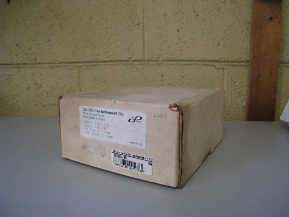 COLE-PARMER INSTRUMENT CO 93278-15 TC TYPE K PANEL METER