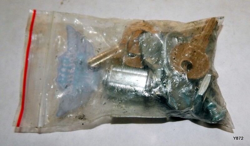 2 Sets Leisure Locks Cam Locks 7/8"