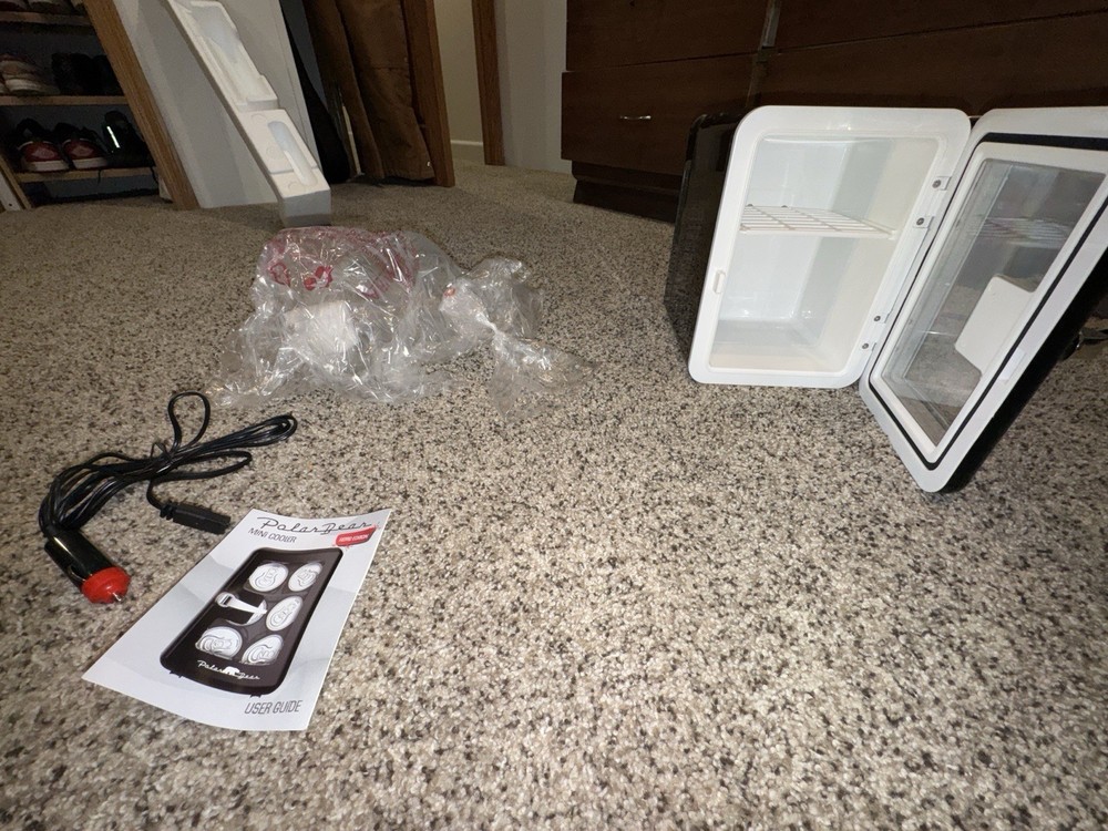 Polar Bear mini Fridge