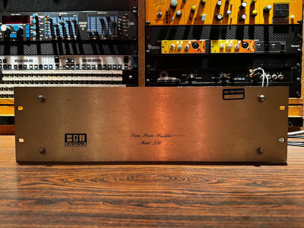 BGW Model 250 Stereo Amplifier