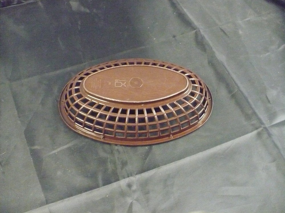 Misc. - Stack of 25 Serving Baskets For Food