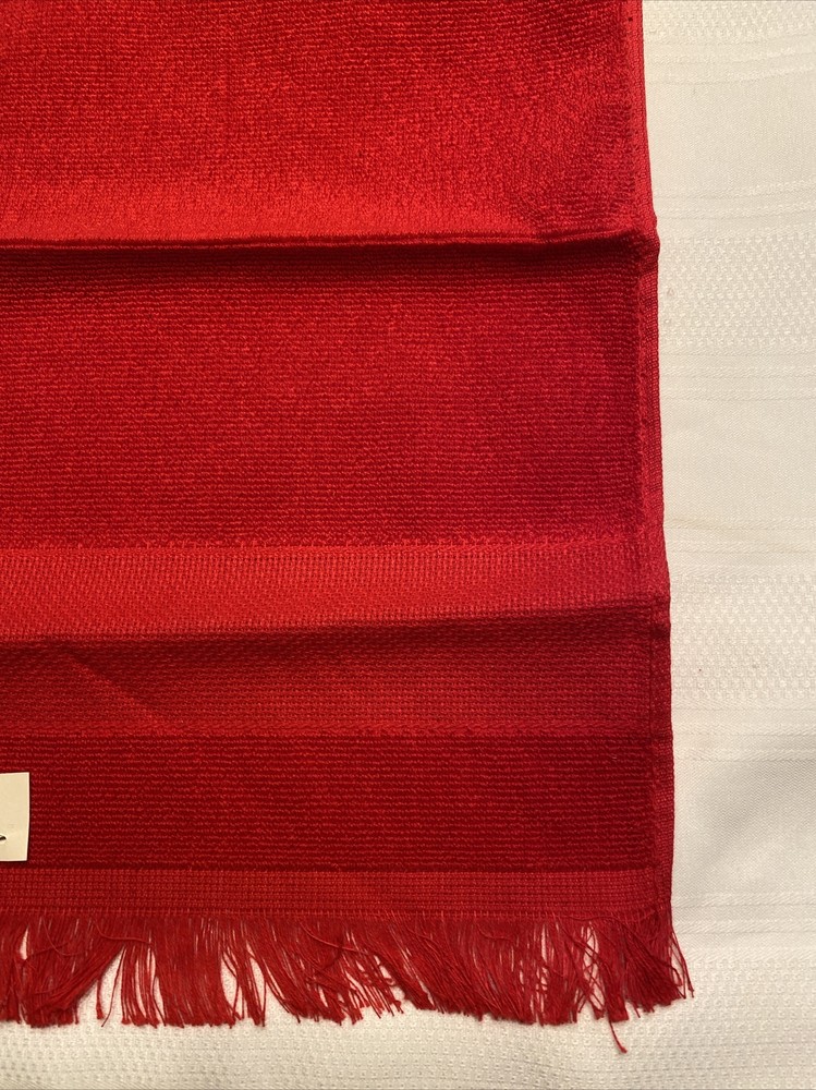 Cross Stitch Fingertip Towel Red