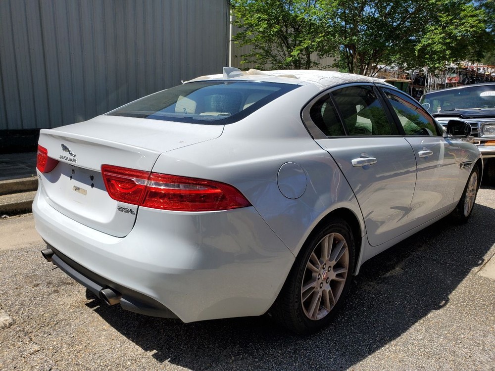 2017 Jaguar XE OEM Jack With Tools