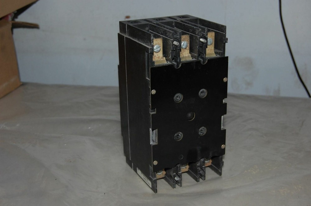 ABB MF845530 CIRCUIT BREAKER