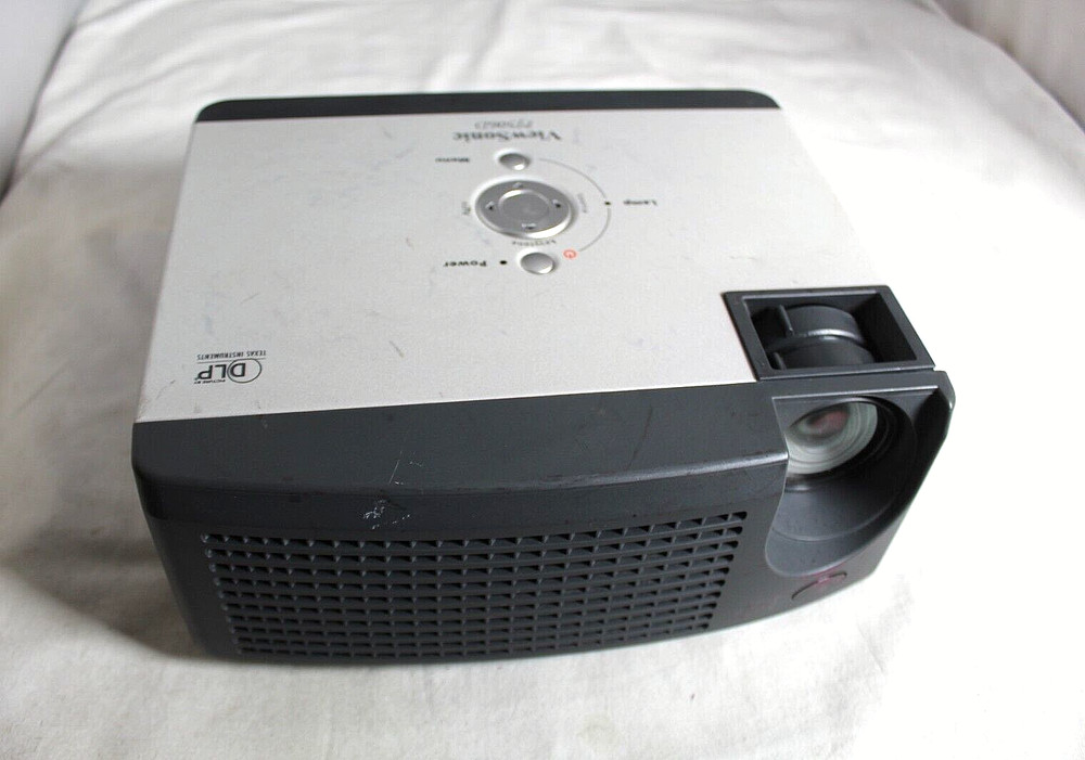 ViewSonic PJ506D DLP VS11452 Portable HD DLP Projector