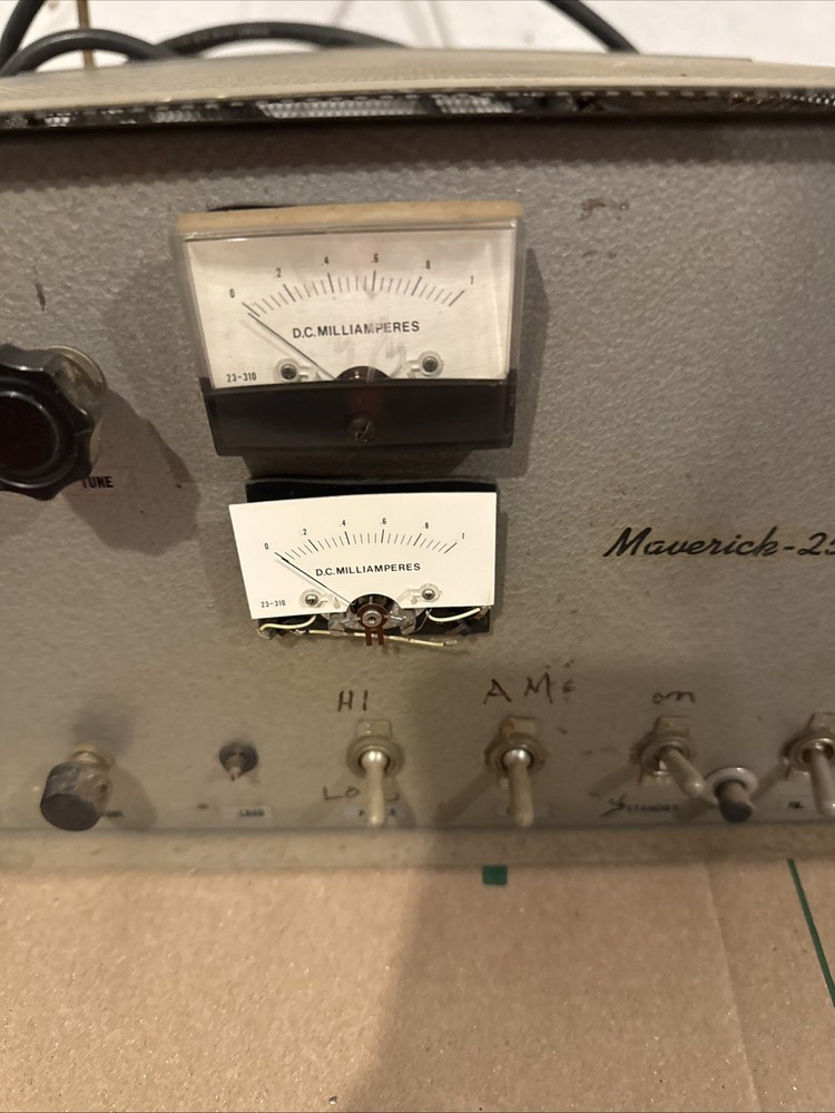 Vintage Maverick 250 Amp