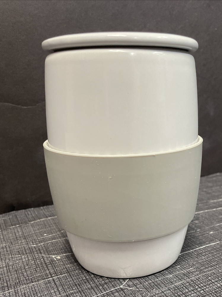Pampered Chef Egg Cooker Model 1529 White Ceramic