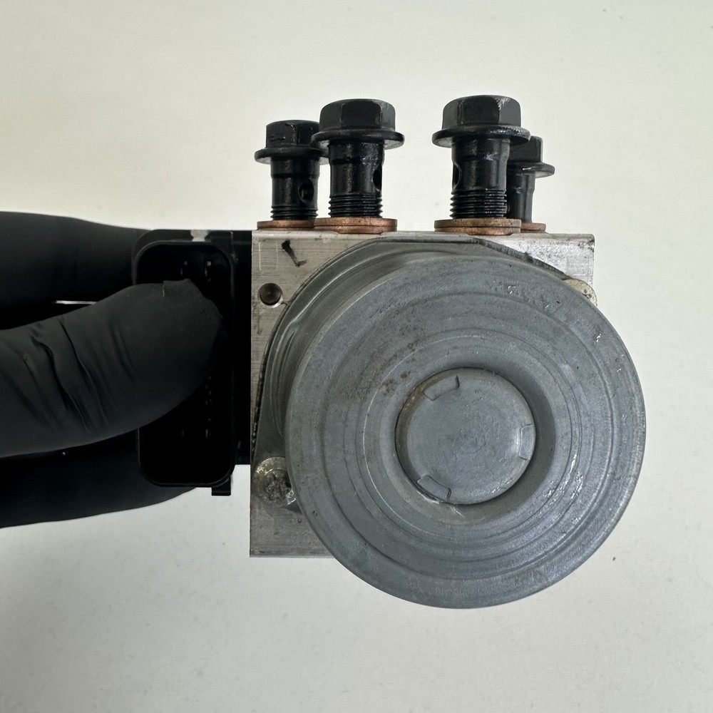 Benelli 502c 2021 ABS pump modulator controller block unit 45700P360001