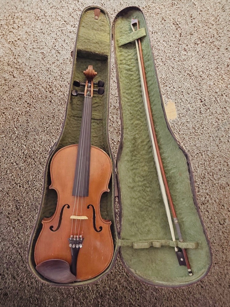 Pfretzschner Markneukirchen Antonius Straduarius Cremona Violin