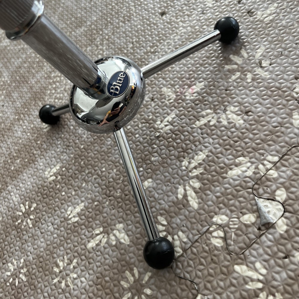 Logitech for Creators Blue Snowball iCE USB Microphone - White