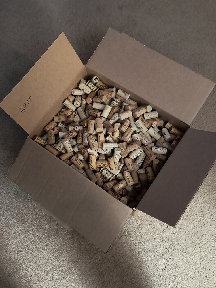 Used Wine Corks (600+)