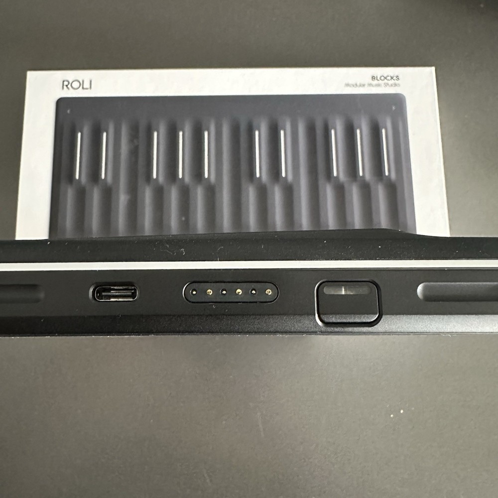 ROLI Seaboard Block 24 Key Expressive MIDI Keyboard Controller SBB01