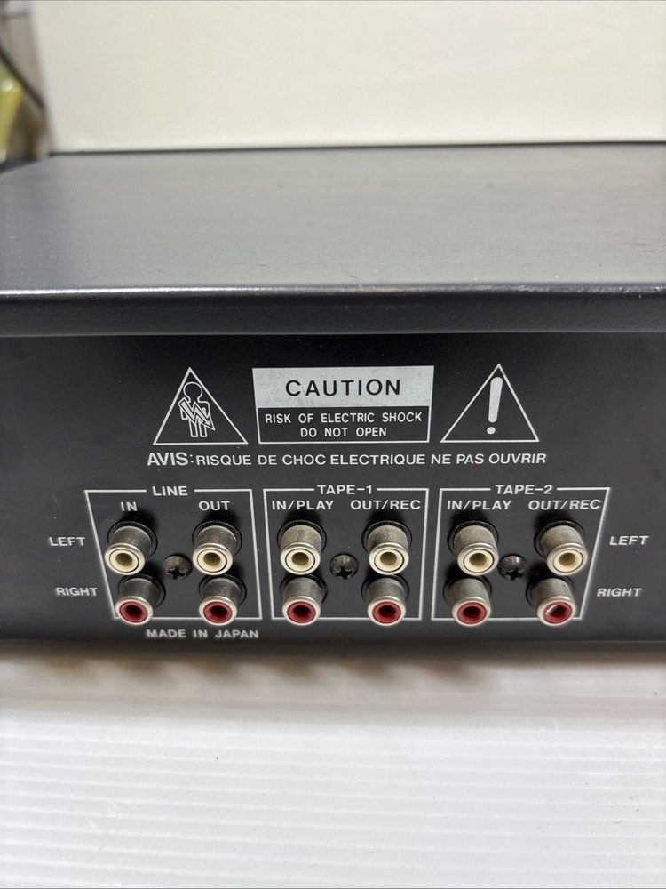 BSR EQ-3000 10-Band Stereo Frequency Graphic Equalizer Spectrum Analyzer Working