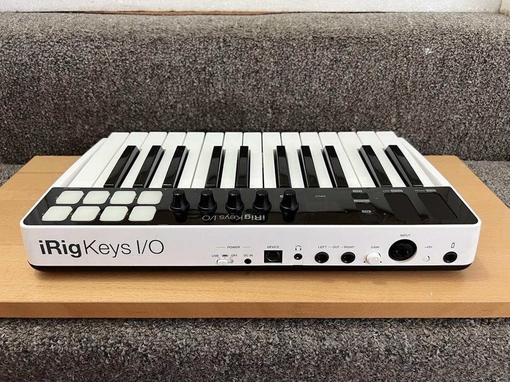 IK Multimedia iRig Keys I/O 25 MIDI Controller Keyboard 25 Keys