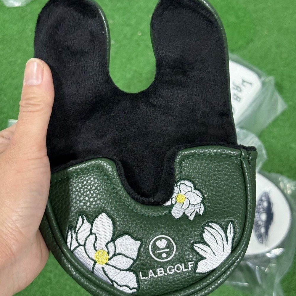 Lab DF3 Golf Putter Cover White Magnetic Closure