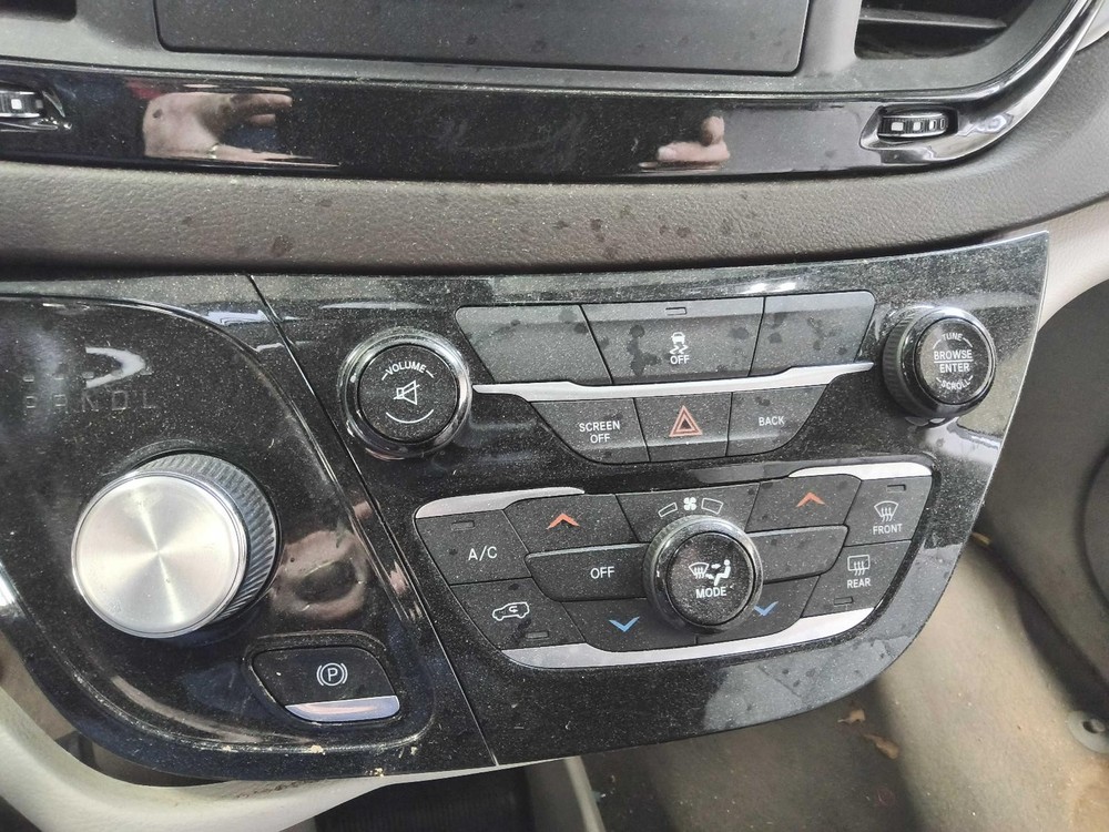 Used A/C Selector Switch fits: 2017 Chrysler Pacifica front 3 zone temperature c