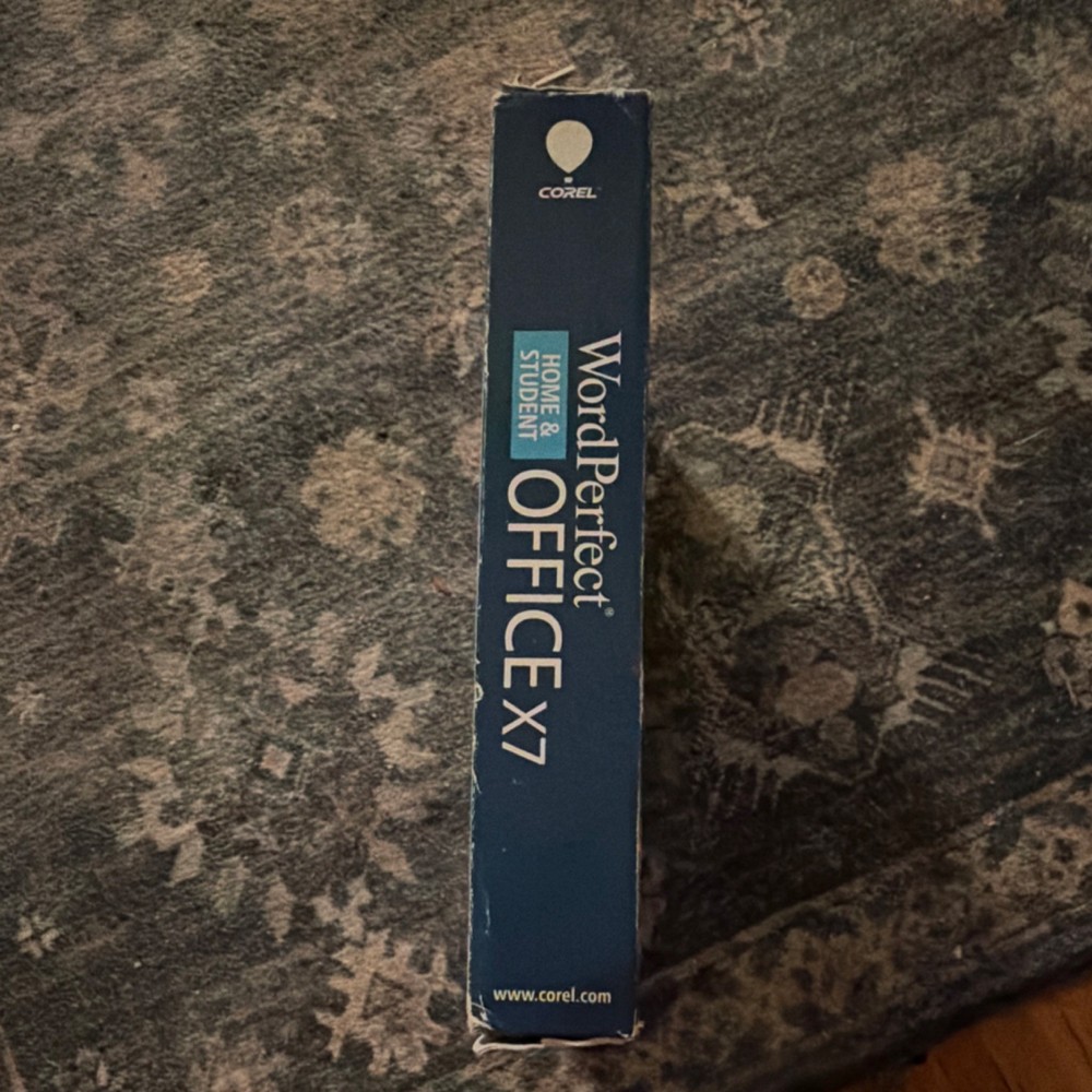 Corel WordPerfect Office X7 Home & Student Software Suite for 3 Devices