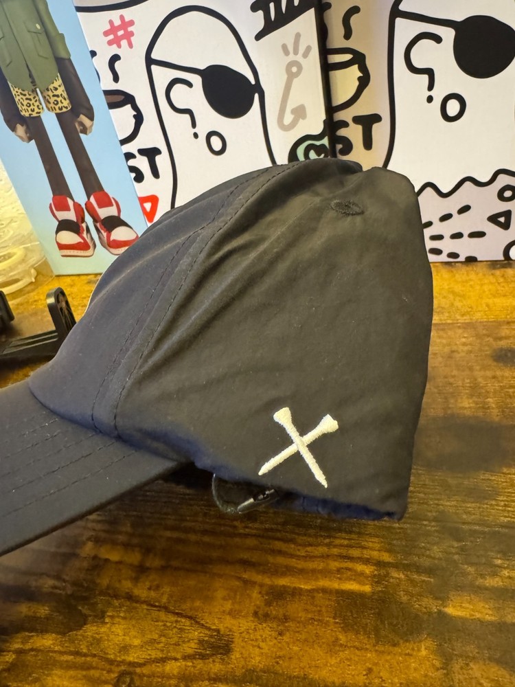 Hazard Hunters Shield Cap Golf Hat Black One Size
