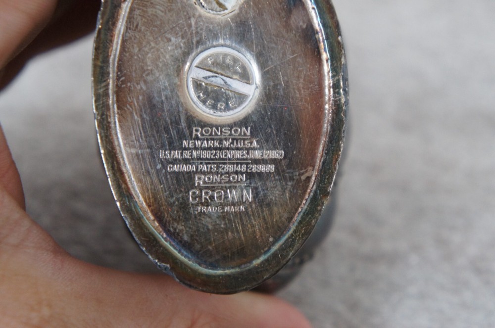 Mid Century Ronson Crown Silver Plate Cigarette Cigar Table Parlor Lighter 3"