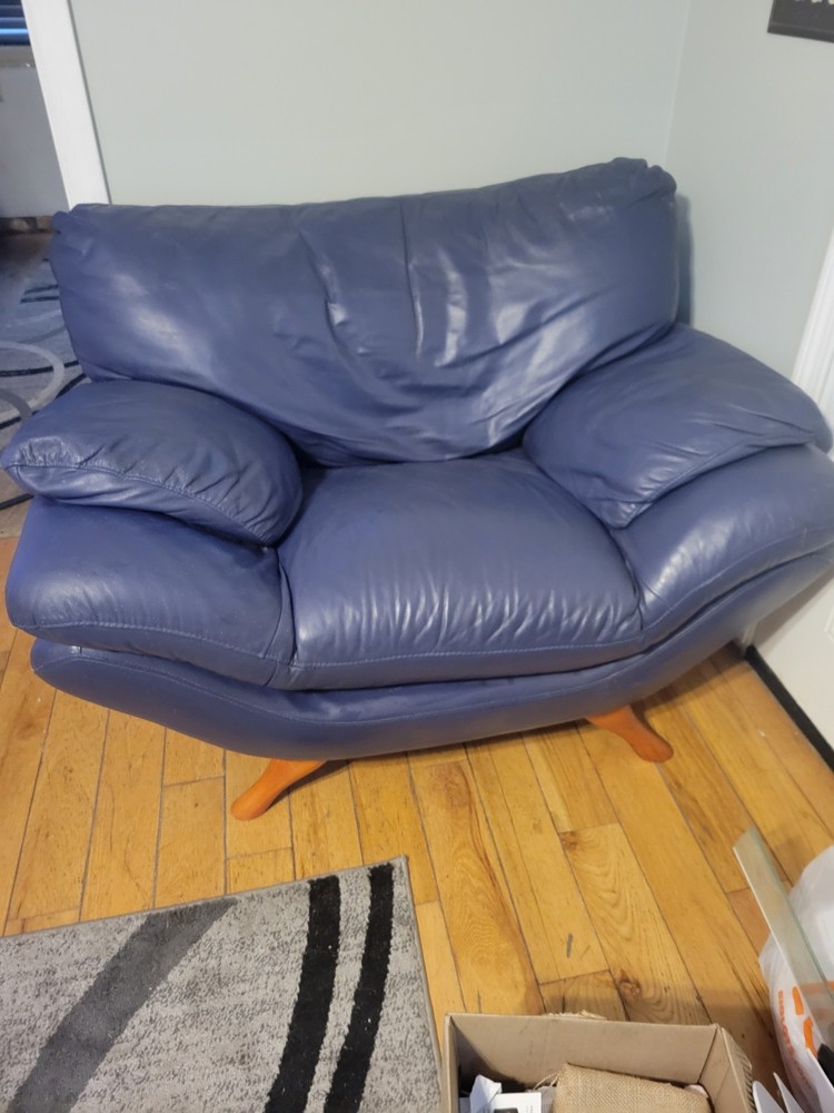 Extremely Comfortable Blue Leather