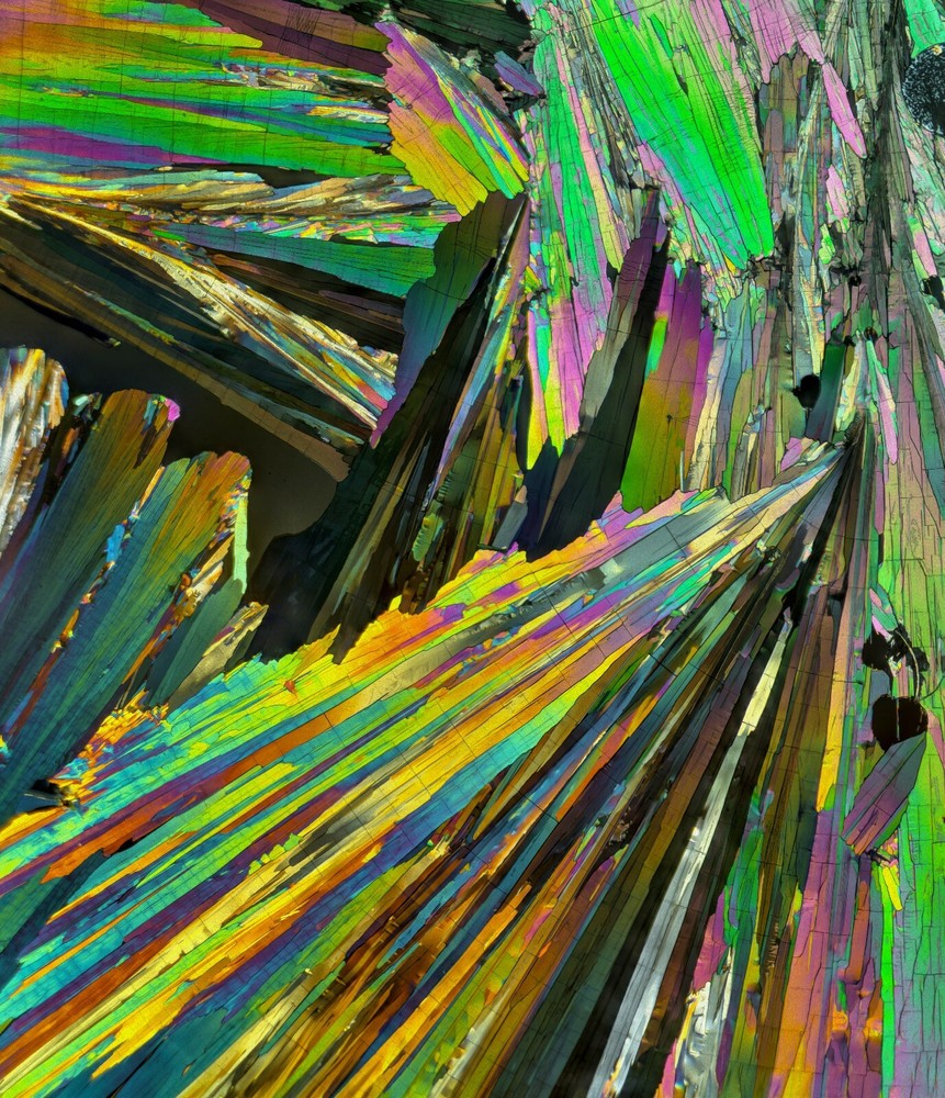 Microscope slide for polarization, Hydroquinone