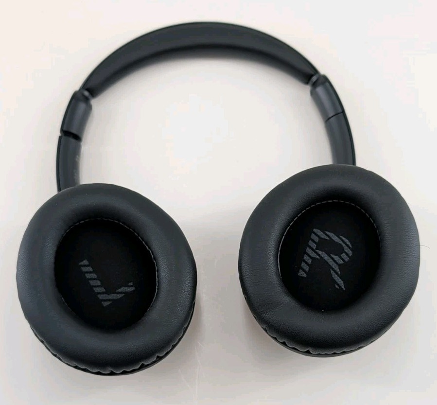 Levn Bluetooth Headphones With Transmitter Charging Dock (LE-HS018)