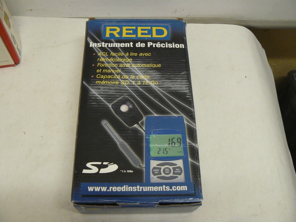 Reed SD-1128 light / temperature datalogger sd card datalogger