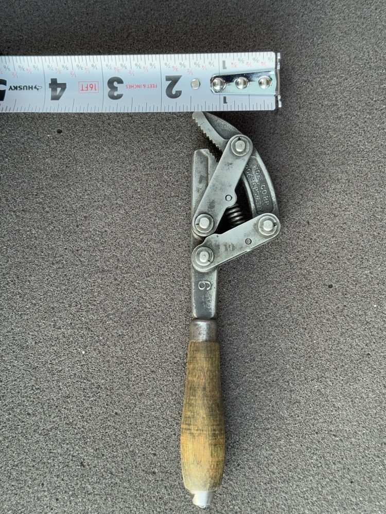 Antique Hoe Corp Adjustable Pipe Wrench Poughkeepsie NY