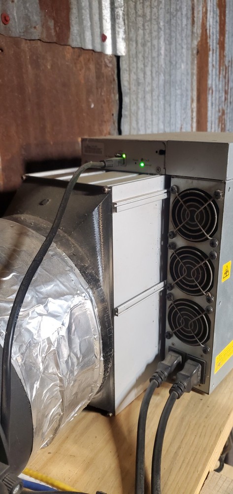 Quiet Bitmain Antminer S19 95TH Modified With 8 Inch Fan