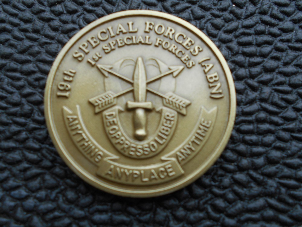 19th Special Forces (ABN) 1st Special Forces Challenge Coin