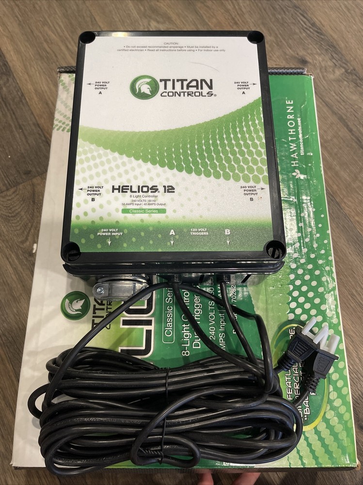 Titan Controls® Helios® 12 - 8 Light 240 V Controller with Dual Trigger Cords