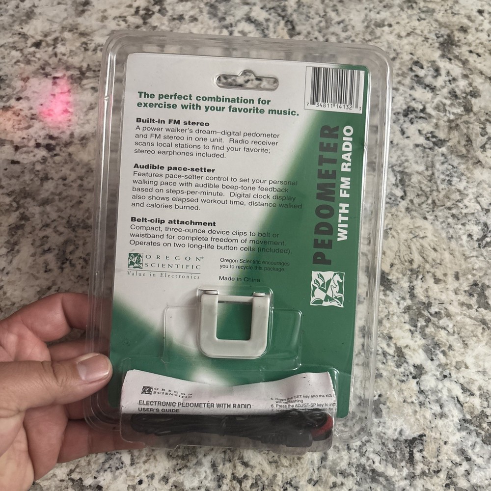 New Exercise Pedometer Oregon Scientific Pace-Setter PE-605R