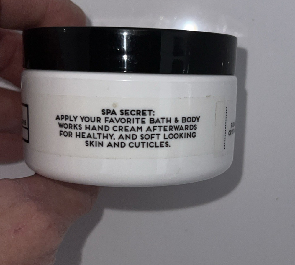 Bath & Body Works Sugar 60-Second Manicure Hand Scrub 5 oz Sugar