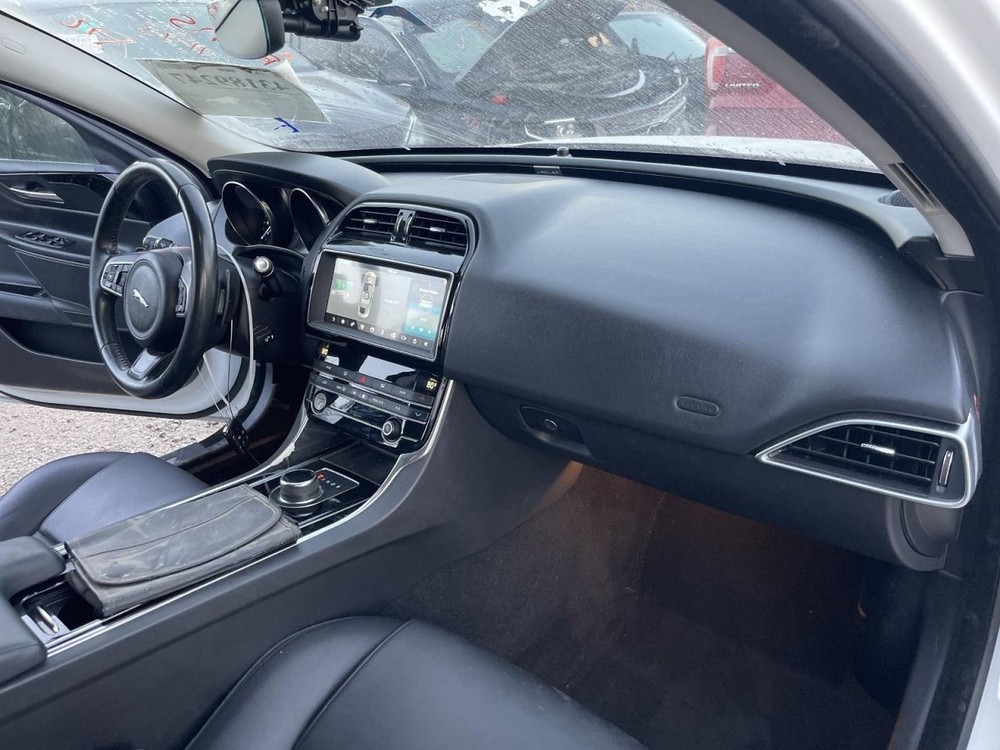 Sun Visor Left Driver Without Illumination Fits 17-20 F-PACE 990519